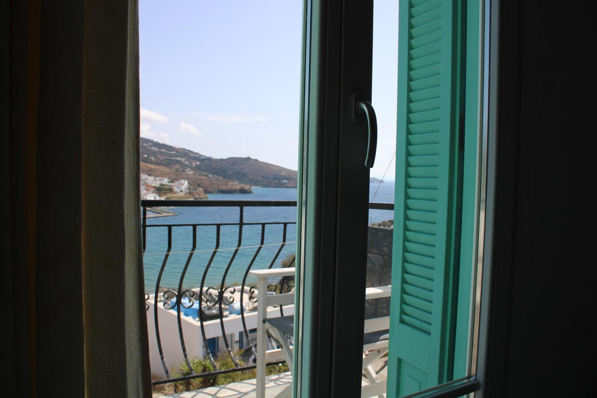 Hotel Blue Dolphin Batsíon Exterior foto